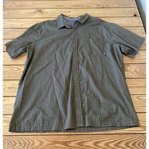 Mountain Hardwear Button Up Shirt Size XL Men’s Olive Short Sleeve